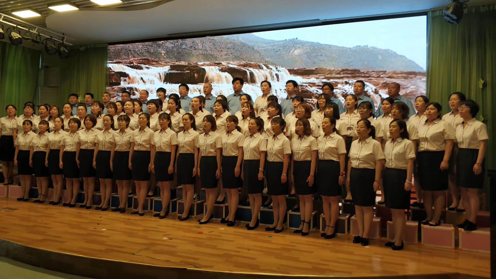 育園小學工作服定制款式