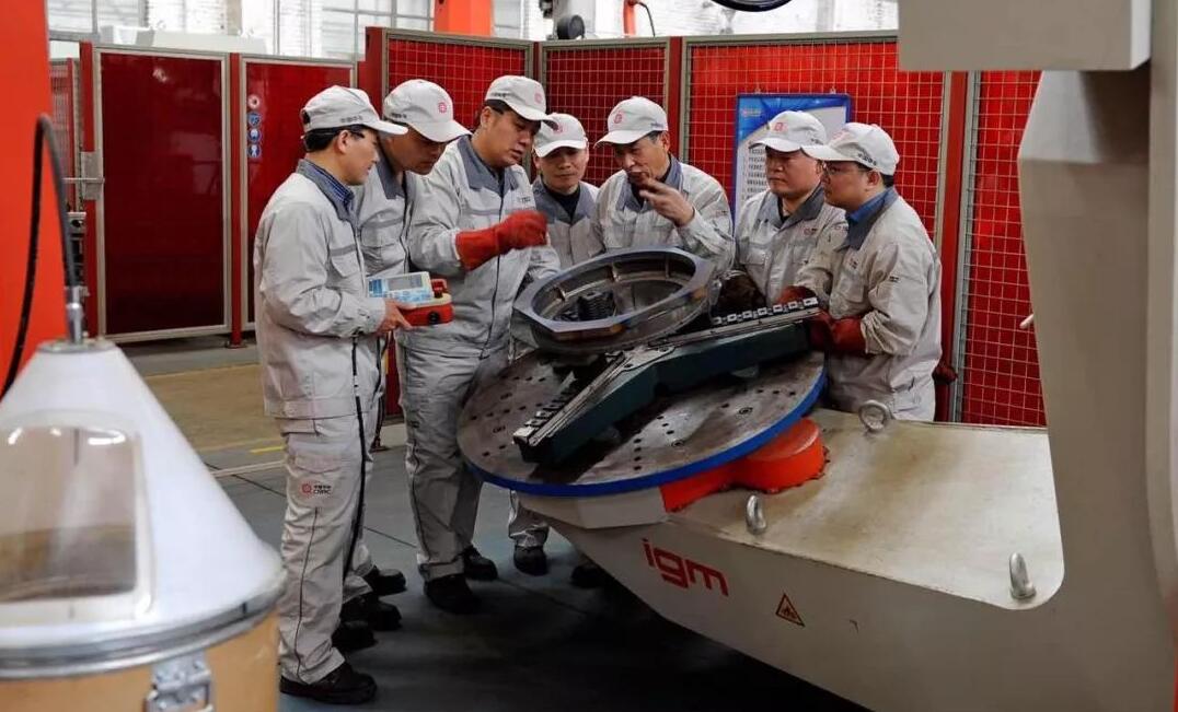 中國中車工作服定制款式圖片賞析