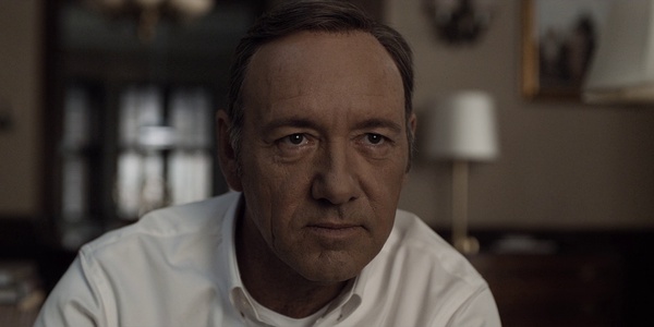 襯衫里面需要墊一件T恤嗎?