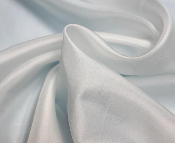 桑蠶絲洗完出現白斑怎么辦?