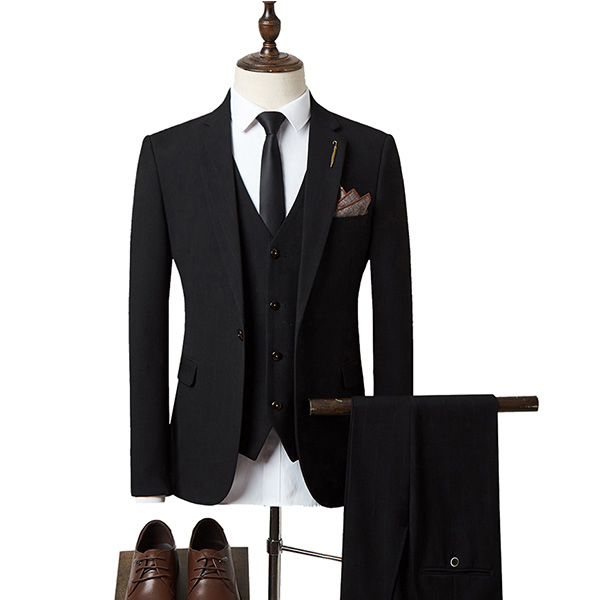 前臺(tái)羊毛商務(wù)西裝